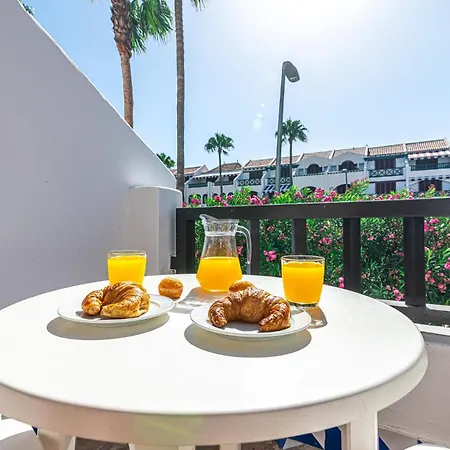 Americas - On The Golden Mile - As De Casas Playa de las Americas (Tenerife)