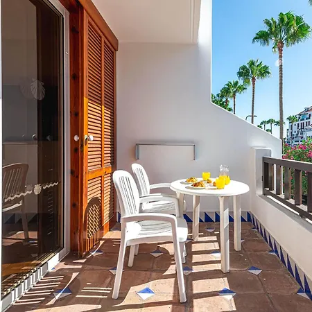 Americas - On The Golden Mile - As De Casas Playa de las Americas (Tenerife)