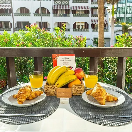 As De Casas - Golden Mile - Las Americas *