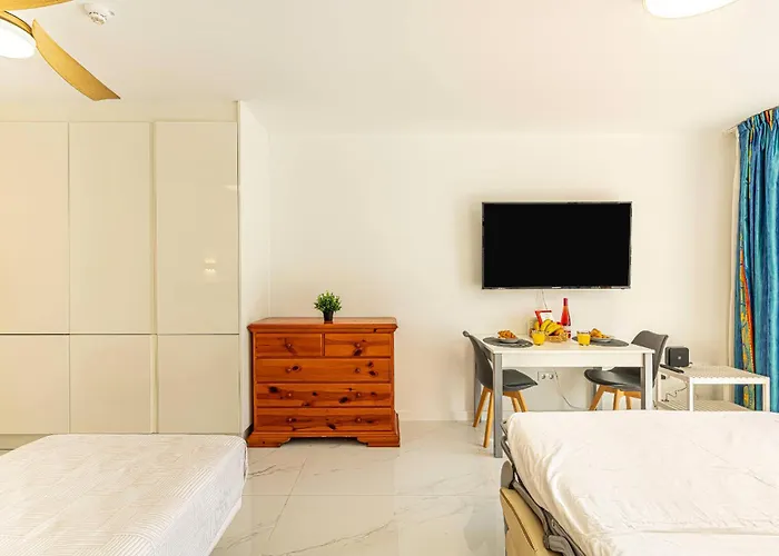 As De Casas - Golden Mile - Las Americas